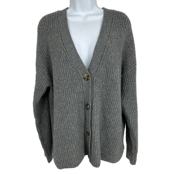 Cupcakes and Cashmere Long Sleeve Boyfriend Cardigan Size M - Picture 1 of 10